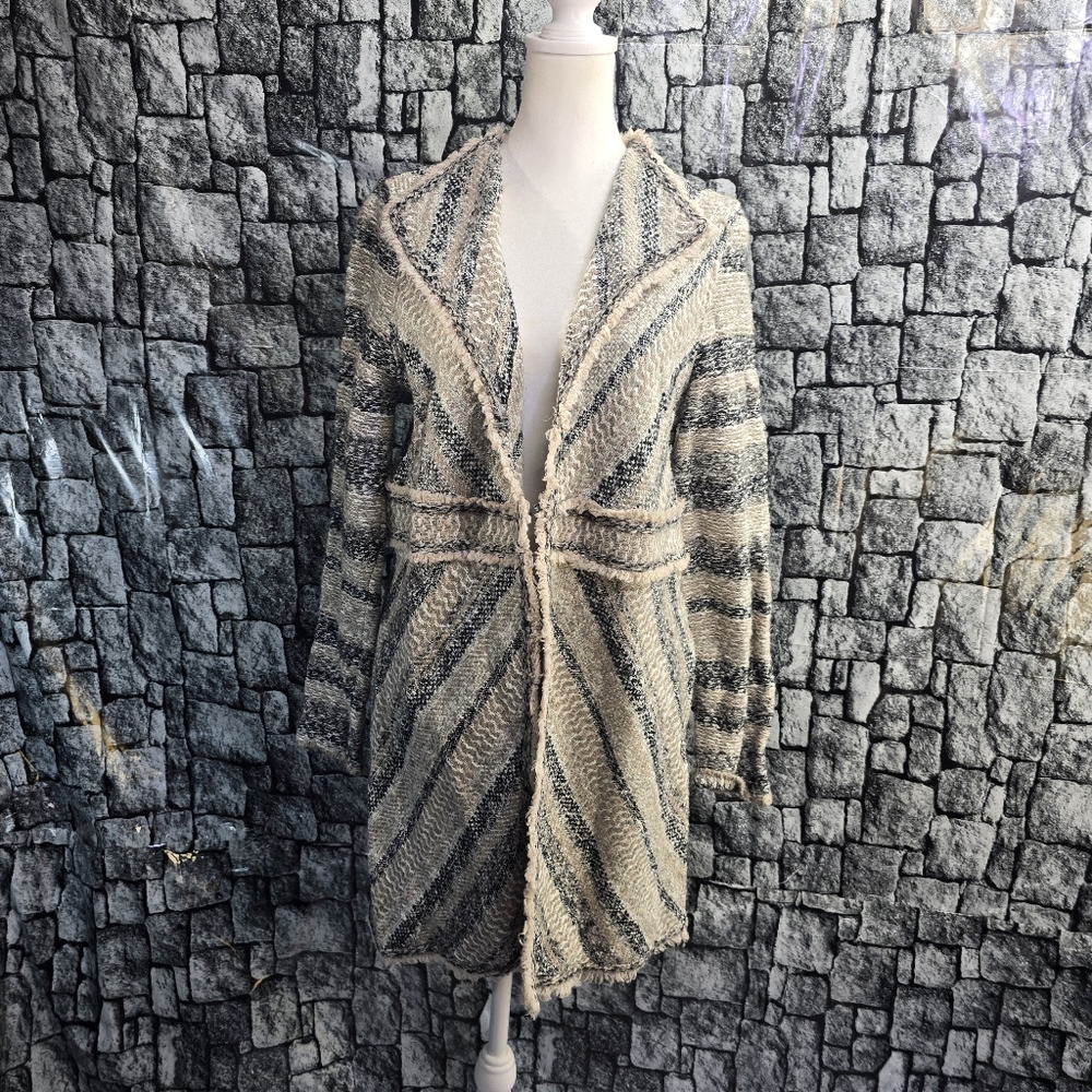 Chicos woven tweed striped jacket sz 1 Meduim Textured Elyse Cardigan